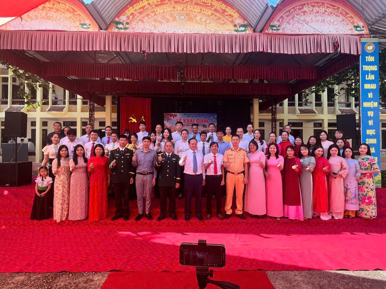 TRƯỜNG THPT TRẦN CAN: KHỞI ĐẦU HÀNH TRÌNH MỚI, NUÔI DƯỠNG NHỮNG ƯỚC MƠ